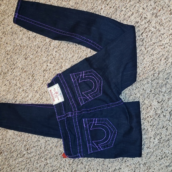 Women's True Religion Jeans..size 26..with purple trim - Picture 2 of 4